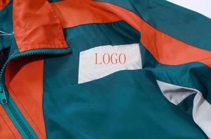 Chaqueta Varsity Delgada de Diseño Personalizado, Estilo Vintage para Hombre, Cuello Alto, Ropa Deportiva con Franjas Laterales, Reversible y Ecológica para Invierno - Product Image 5