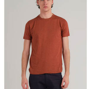 เสื้อยืดคอกลมแขนสั้นทรงเข้ารูปผ้าเนื้อนุ่มคุณภาพดีสำหรับผู้ชาย สีน้ำเงินรอยัล - Product Image 4