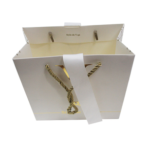 Luxury Laminated Art Jewelry <b>Paper</b> Bags Custom Packaging with Your Own Logo Stylish and Elegant - Product Image 1