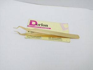 Pince à épiler d'isolation de la meilleure qualité avec bouts larges Pince à épiler d'extension de cils à finition plasma texturée légère et lisse - Product Image 6