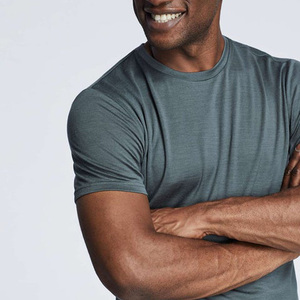 T-shirt unisexe en toile 100 % coton respirant, anti-plis, anti-boulochage, à manches courtes, col rond, de haute qualité, uni, personnalisable - Product Image 5