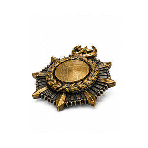 Badges de chapeau personnalisés avec une construction durable et une finition de haute qualité pour les chapeaux, les accessoires vestimentaires et les commandes en gros - Product Image 4