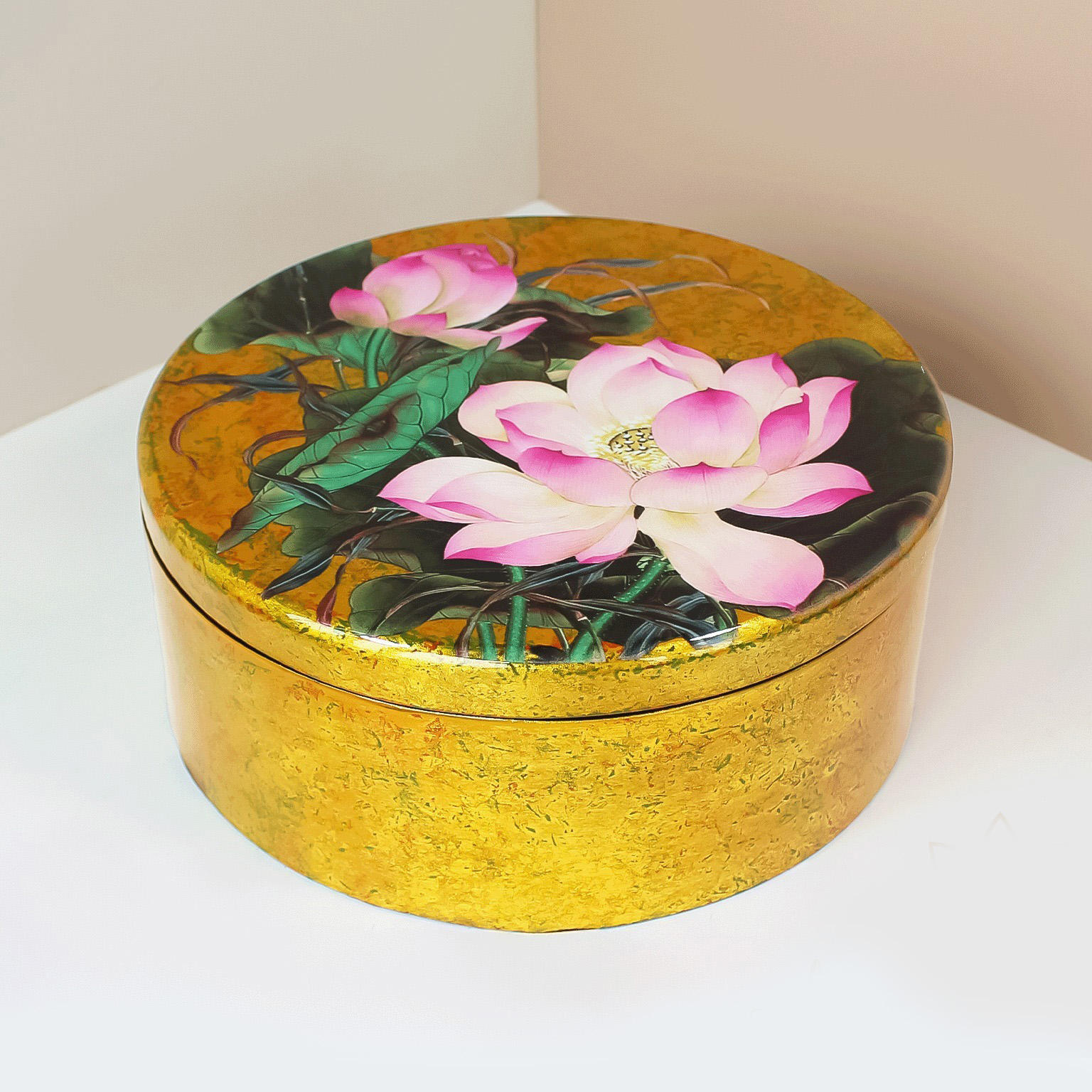 มีสีสัน