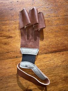 Los mejores guantes de tiro con arco y caza para caza al aire libre, engranajes protectores de 3 dedos hechos a medida - Product Image 2