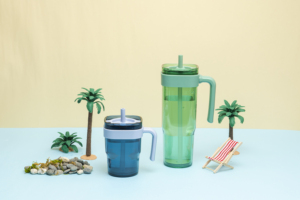 15oz DW SAN Blue Square <b>Tumbler</b> <b>with</b> Handle <b>and</b> <b>Lid</b> BPA Free Dishwash Safe Made of Plastic by Bzyoo - Product Image 4