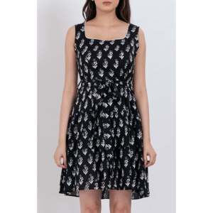 Nuevo Vestido Mini de Algodón con Cuello Cuadrado y Estampado Floral Negro para Mujer, Estilo Elegante en Línea A, para Fiestas/Días de Club, Vestidos Casuales - Product Image 4