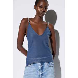 Blusa con Cuentas y Tirantes Finos - Product Image 1