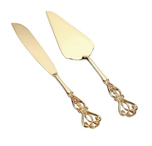 Juego de servidor de pasteles de lujo con cuchillo de pastel a juego diseñado para servir pasteles en bodas aniversarios cumpleaños - Product Image 4