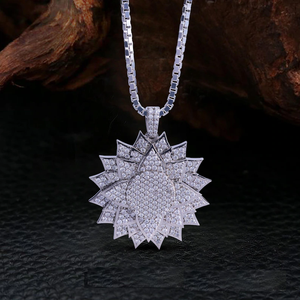 Pendentif fleur glacé ton argent en forme de pétale en couches bijoux Hip Hop pour hommes et femmes - Product Image 1