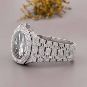 Montre Hip Hop Moissanite VVS de haute qualité, faite à la main, 3 6 9 personnalisée, en acier inoxydable glacé, avec diamant, au prix de gros - Product Image 3