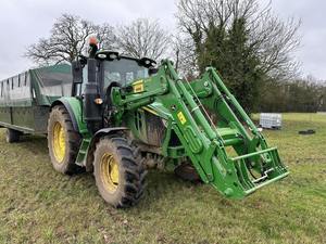 เครื่องยนต์จอห์น เดียร์ 6120M กำลัง 120 แรงม้า รถแทรกเตอร์นี้ให้ประสิทธิภาพการใช้งานที่ยอดเยี่ยมสำหรับงานไถพรวน หว่านเมล็ด และงานขนส่ง - Product Image 4