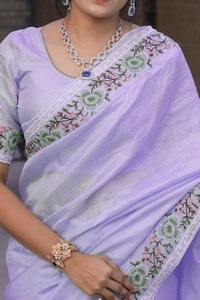 Llama la atención en cada fiesta con este sari y blusa especial inspirado en la alfombra roja hecha de tela Pure Soft Kota doriya - Product Image 2