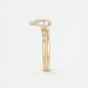 Bague en diamant de laboratoire taille poire avec pierre d'accent ronde et halo caché, or jaune pur 14 carats, bague délicate pour femmes - Product Image 4