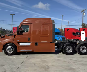 รถบรรทุก Cascadia 126 Sleeper ปี 2025 มือสองสภาพดี - รุ่นหลังคากลาง 72 นิ้ว 455 แรงม้า เกียร์อัตโนมัติ Dt12 12 สปีด พร้อมใช้งาน - Product Image 3