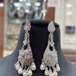 Pendientes de circón con estilo de excelente calidad, piedras de uso moderno, busca fiesta, boda y colección de ropa funcional para mujer - Product Image 1