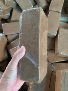 Bloc de tourbe de coco fiable pour la fourniture en vrac, le commerce international et les applications d'agriculture durable dans le monde entier - Product Image 3