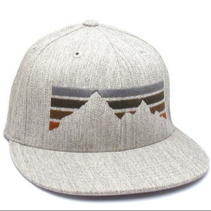 Gorra Snapback de alta calidad con bordado estructurado de 6 paneles personalizable OEM, estilo Hip Hop y de calle de alta calidad, fabricada en Vietnam - Product Image 2