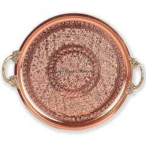 Plateau de service arabe en métal gravé au look royal Plats et plateaux fantaisie avec poignée Plateau de table décoratif en cuivre - Product Image 1