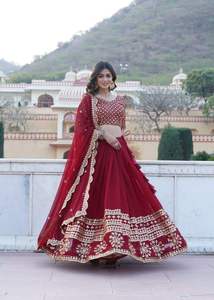Último traje de diseñador mejor Faux Blooming Georgette Lehenga Choli & Dupatta con lentejuelas pesadas bordadas Trabajo Mujer moda - Product Image 4