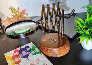 Décor de bureau de style antique Base en bois massif Loupe de bureau Reproduction vintage en laiton antique - Product Image 4