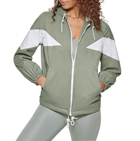Veste coupe-vent élégante pour femmes pour la course à pied, le cyclisme, la randonnée-Respirante, imperméable, grande taille-avec capuche-pour la vente en gros d'automne