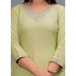 Ensemble Kurta en Chiffon Brodé Uni Olive pour Femme avec Pantalon et Dupatta - Product Image 6