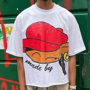 T-shirt graphique surdimensionné blanc fabriqué par Red Hat Cartoon Print Streetwear Casual en coton tendance - Product Image 3