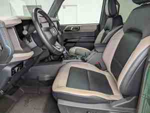 SUV 4x4 2024 avec volant à gauche, sièges en cuir, jantes en alliage d'aluminium R17, toit ouvrant panoramique, caméra de recul 360°, transmission automatique intelligente, bon état - Product Image 5