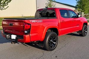 โตโยต้า ทาโคมา TRD สปอร์ต ดับเบิ้ลแค็บ 4x4 V6 พาวเวอร์ ปี 2018 สภาพดี - Product Image 2