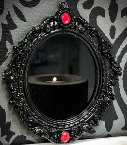 <b>Antique</b> Vintage Mirror - Product Image 1