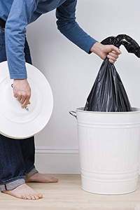 Rollo de bolsas de basura superior con cremallera impresa en huecograbado extra resistente de alta calidad hecho en Vietnam directo de fábrica precio barato 1 tonelada MOQ - Product Image 6