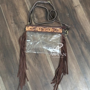 กระเป๋าสะพายพาดลำตัวหนังพีวีซีใสสำหรับผู้หญิงได้รับการรับรองจากสนามกีฬา - Product Image 1