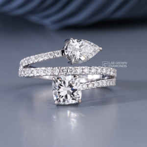Anillo de Diamantes Cultivados en Laboratorio con Corte Pera y Redondo en Oro Blanco de 14 Quilates para Mujer, Joyería de Lujo con 43 Piedras, Regalo de Aniversario, 1.88 g - Product Image 1