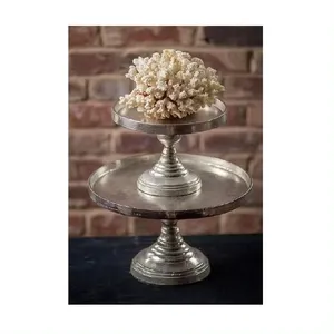 Supporto per Cupcake di colore argento lucido Look moderno a 2 livelli per matrimonio con Design elegante torta dal prezzo più basso