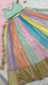 Conjunto de Lehenga Choli de Diseño Completo en Gorgette con Dupatta y Blusa Bordada, Lehenga Nupcial / Lehenga Choli, Precio de Conjunto de Lehenga Multicolor - Product Image 4