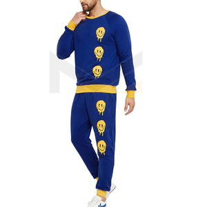 Vente en gros Logo personnalisé Ensembles de survêtements de jogging décontractés pour hommes de couleur unie Survêtements pour hommes Conception personnalisée - Product Image 1