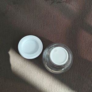 La subbotella de crema facial de forma ovalada de calidad excepcional más vendida, botella de plástico personalizable para embalaje a bajo precio - Product Image 4