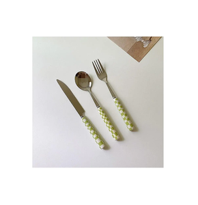 Ensemble de 4 couverts en acier inoxydable pour table Poignées en résine de taille personnalisée Acier miroir pour cuisine et maison à bas prix - Product Image 5