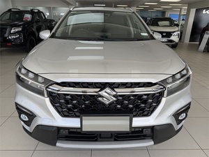 Auto Usata ad Alte Prestazioni 2023 <span class=keywords><strong>Suzuki</strong></span> <span class=keywords><strong>S</strong></span>-<span class=keywords><strong>Cross</strong></span> (MW) JLX SUV Ibrido, Spedizione in Tutto il Mondo - Product Image 1