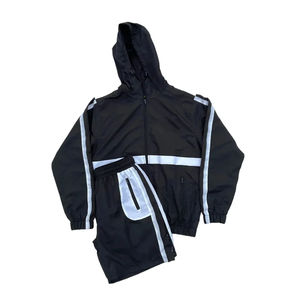 Logotipo personalizado de alta calidad Streetwear Windbreaker Set Hombres Nuevo diseño Pantalones cortos impermeables Conjuntos Chándales para hombres - Product Image 1