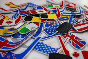 Nouvelle arrivée Écussons de hockey sur glace de conception personnalisée OEM fer à coudre sur patch 100% tissu polyester couleur personnalisée - Product Image 5