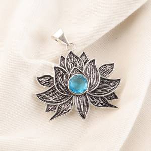 Pendentif de mode pour femme en alliage de cuivre, topaze bleue, fleur de lotus oxydée, pierre de naissance de décembre, bijoux d'Halloween, certifié IGI - Product Image 5
