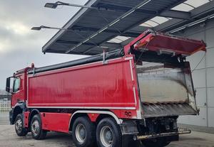 Camión Volquete Mercedes Arocs 3243 8X4 2017, Diésel Euro 6, Transmisión Manual de 6-8 Velocidades, Capacidad de Carga de 41-50t, Longitud de Carga de 8m - Product Image 2