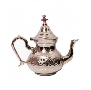 Super vente de théière à motif gravé à la main pour la cuisine avec poignée bouilloire de service à thé en métal de l'Inde - Product Image 1