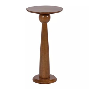 Table d'appoint en métal avec dessus en bois et fer avec cadre doré, parfaite pour les intérieurs de luxe, les coins de chambre et les décorations d'hôtel - Product Image 3
