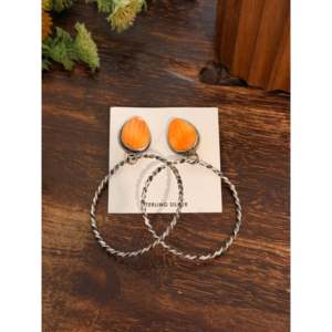 Boucles d'oreilles pendantes Elouise Kee en argent sterling, forme goutte d'eau, plaquées or, avec perle de coquillage et diamant - Product Image 1