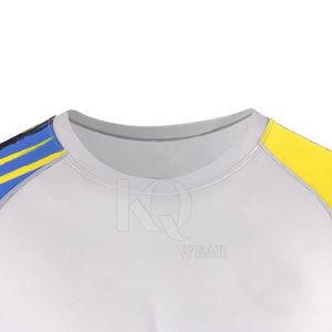 Vêtements de sport Rash Guard légers et écologiques à logo personnalisé fabriqués au Pakistan, manches longues, en spandex/polyester, pour la natation - Product Image 6