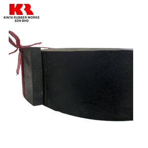 Plinthe en caoutchouc naturel de haute qualité de 6mm d'épaisseur 300mm de large et 10m de long pour un usage industriel - Product Image 3