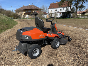 Cortacésped Husqvarna Rider R316TsX AWD con plataforma delantera de 103 cm, motor Kawasaki V-Twin, tracción total, dirección asistida, tractor de jardín con sistema BioClip Mulch - Product Image 5