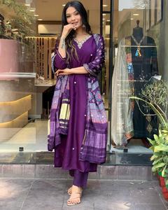 Costume indien pakistanais Punjabi Salwar Kameez robe pour femmes Bollywood robe ethnique au prix de gros pour adulte - Product Image 4